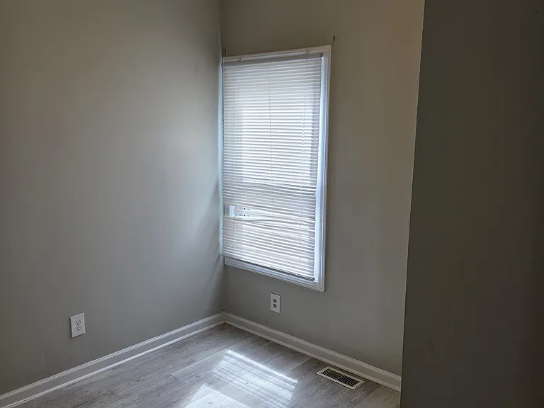 1120 Sale Ave — Photo 12