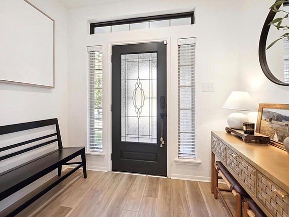 5th image of 5310 Rue Dela Croix Dr