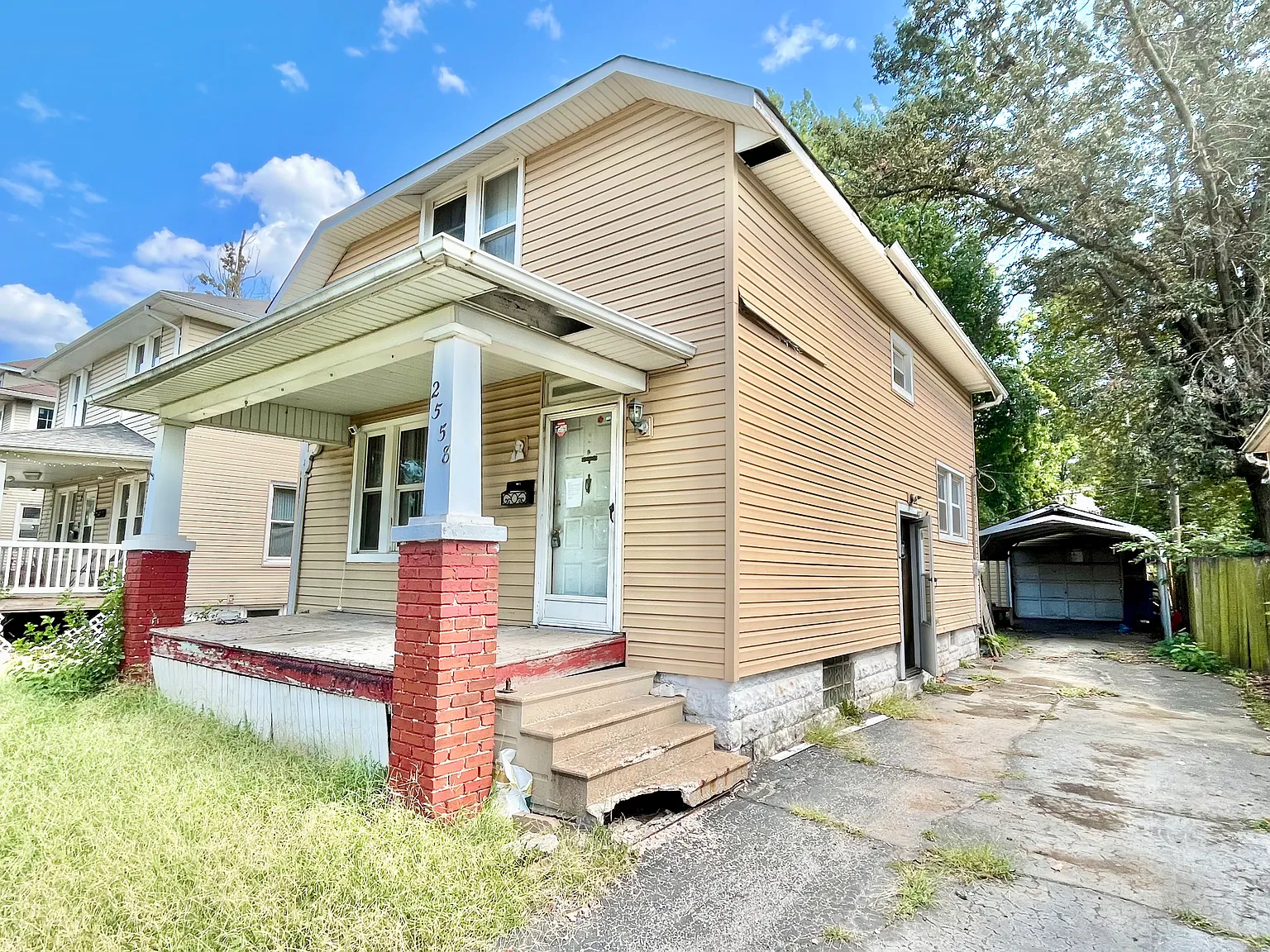 2 bed, 1320 sqft, $875 — Photo 1