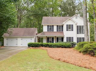 1197 Crestbrook Dr SW, Mableton, GA 30126