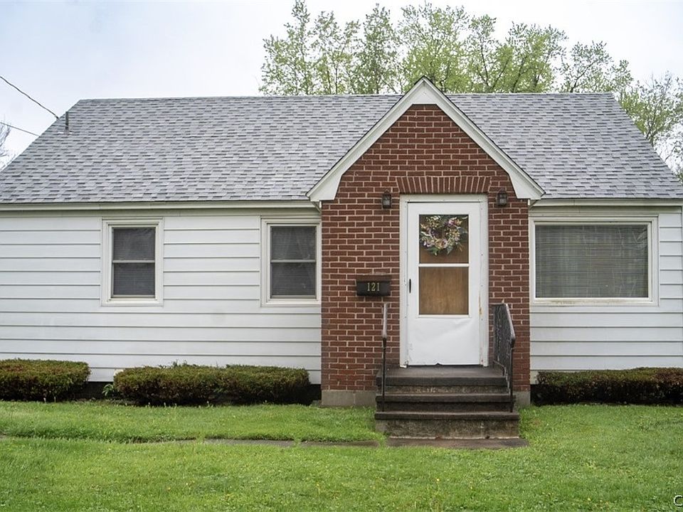1st image of 121 Riverside Dr
