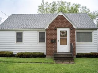 121 Riverside Dr, Utica, NY 13502