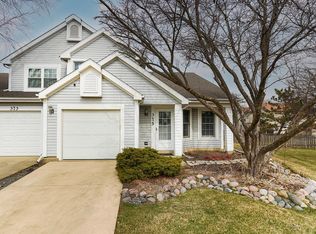 375 Beech Ct, Carol Stream, IL 60188