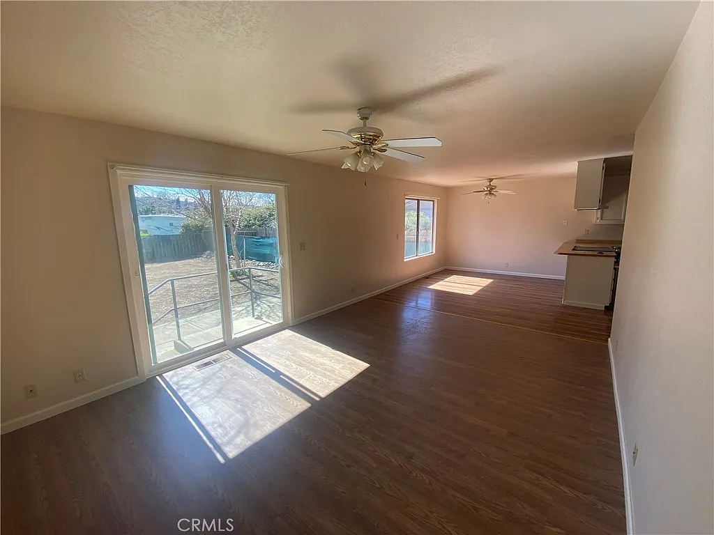2 bed, 1030 sqft, $1,850 — Photo 4