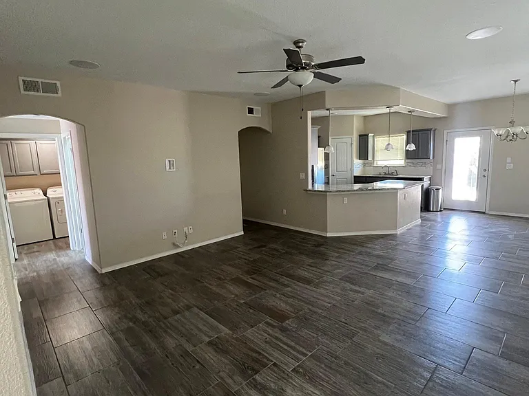 340 Isaias Ave — Photo 19