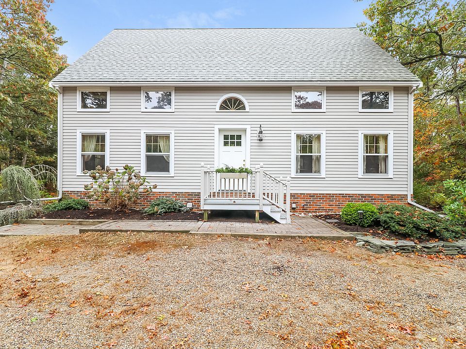 61 Pleasant Bay Rd, Harwich, MA 02645 MLS 22007384 Zillow