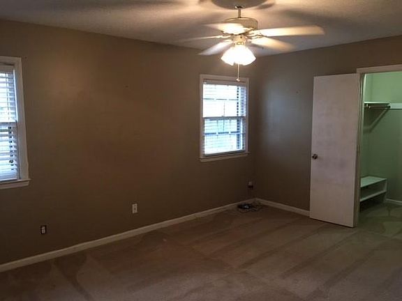 2nd image of 1204 Eagle Rd