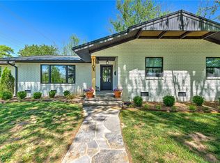 1101 NE 3rd St, Bentonville, AR 72712