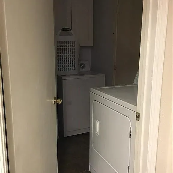 2901 Mulberry Ln — Photo 9