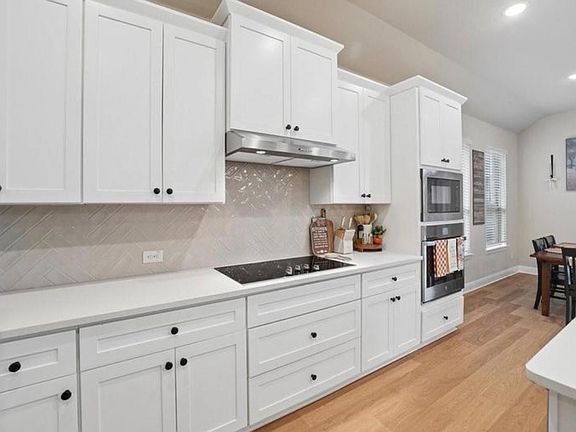 5th image of 10329 Dittany Ln