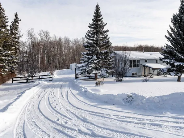 2228 Parkland Dr, Parkland County, AB T7Y 2L2