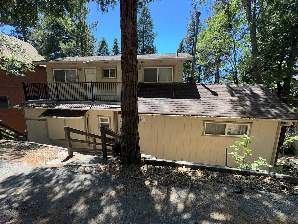 732 Grass Valley Rd #A