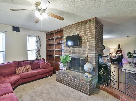 4th image of 312 Deer Creek Rd