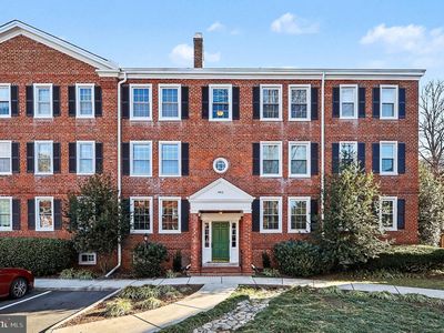 4810 29th St S APT B1, Arlington, VA, 22206
