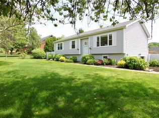 169 Newport Ave, Middletown, RI 02842