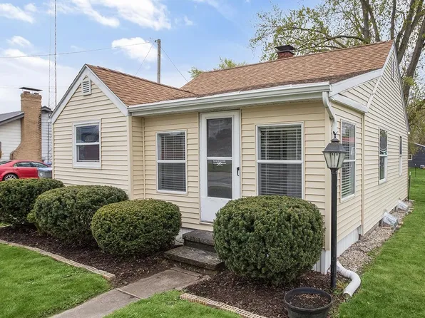 1306 E Plymouth Ave, Goshen, IN 46526