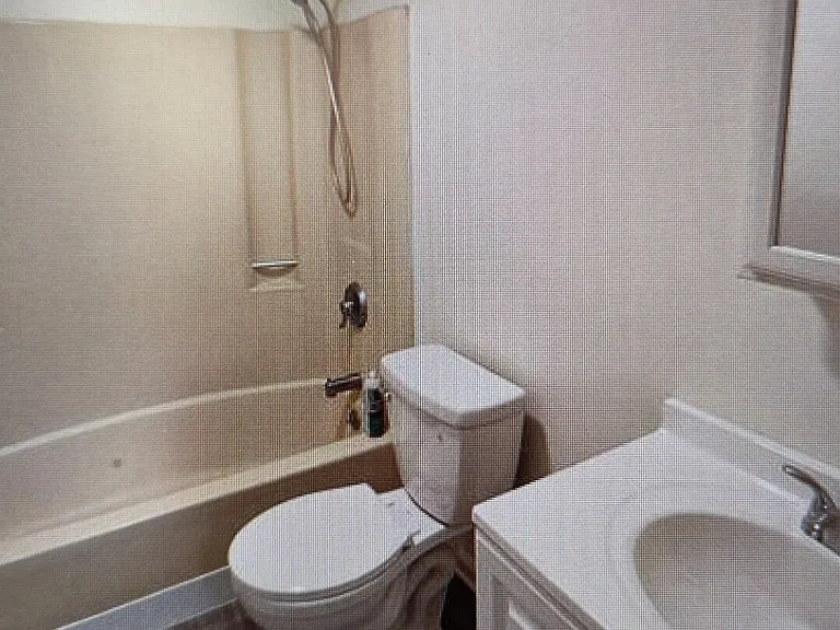 18 Allen Ct #F — Photo 6