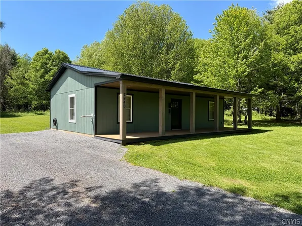 7940 Mile Square Rd, Copenhagen, NY 13626