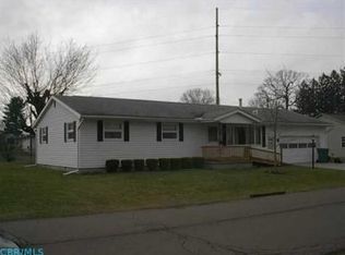 811 Radian Dr, Heath, OH 43056