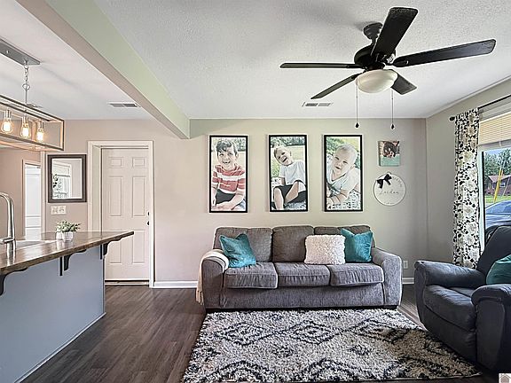 5th image of 1603 Catalina Dr