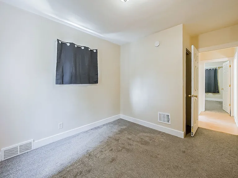 358 S Marshall St — Photo 14