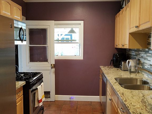 5th image of 484 1st Ave
