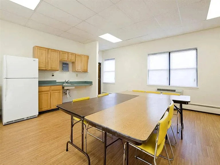 37 Orchard Pl — Photo 7