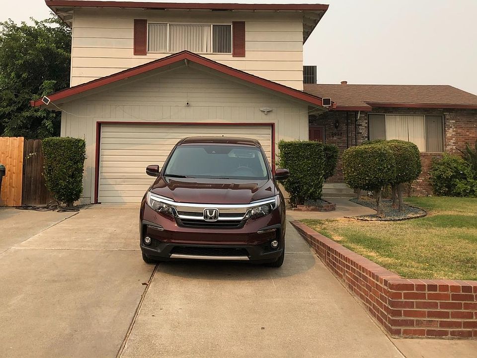 2nd image of 2932 Raleigh Dr