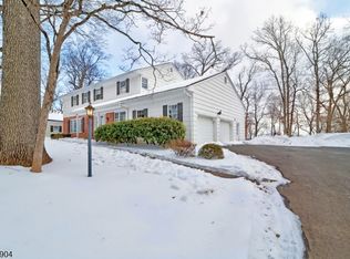81 Huron Dr, Chatham Twp., NJ 07928