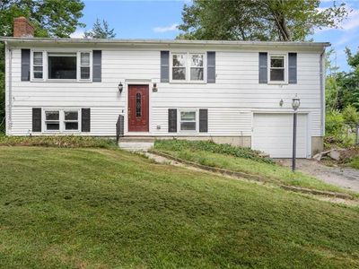 57 Hickory Dr, North Kingstown, RI, 02852