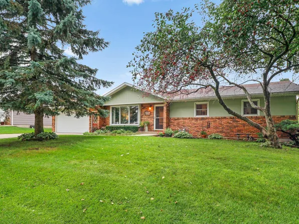 416 Powell St, Dodgeville, WI 53533