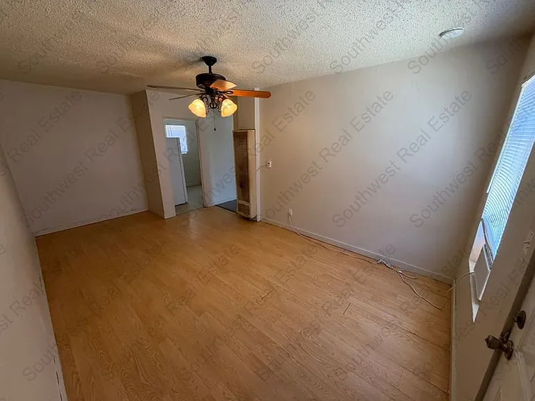 1320 Pile St. — Photo 4
