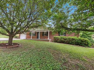 162 Meadowbrook Rd, Ashland, KY 41102