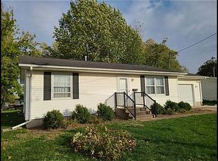 614 N Washington St, Bloomfield, IA 52537