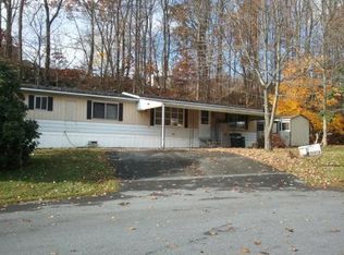 230 Lexington Dr, Hereford, PA 18056