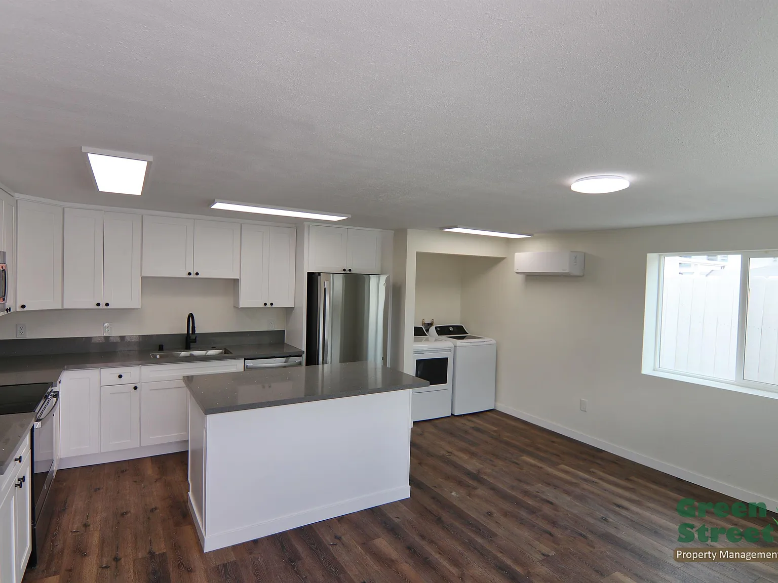 6833 Amherst Street - 1 — Photo 4