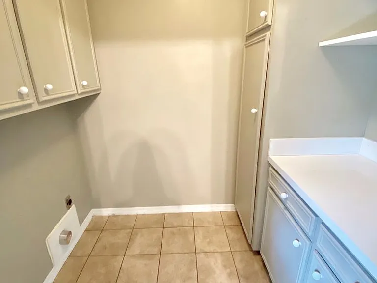 103 Fox Run Dr — Photo 9