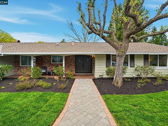 3rd image of 348 Del Amigo Rd