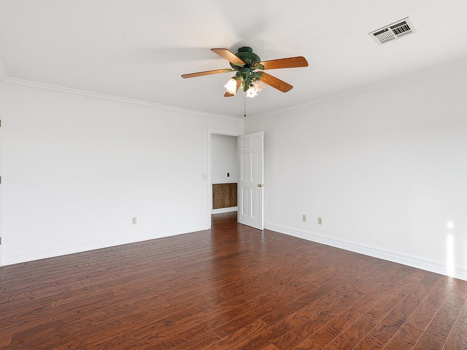 41st image of this home