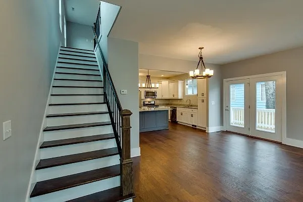 3 bed, 2.5 bath, 1803 sqft, $2,749 — Photo 3
