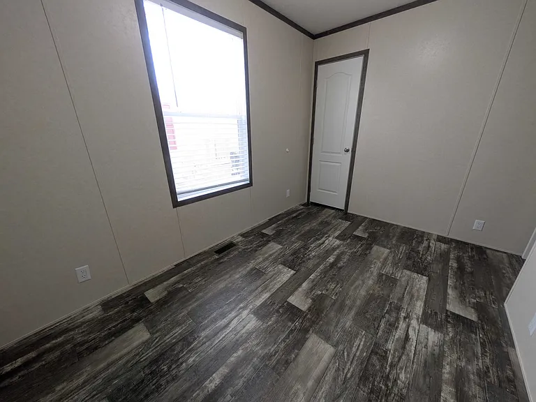 38000 Le Chateau Blvd #199 — Photo 21