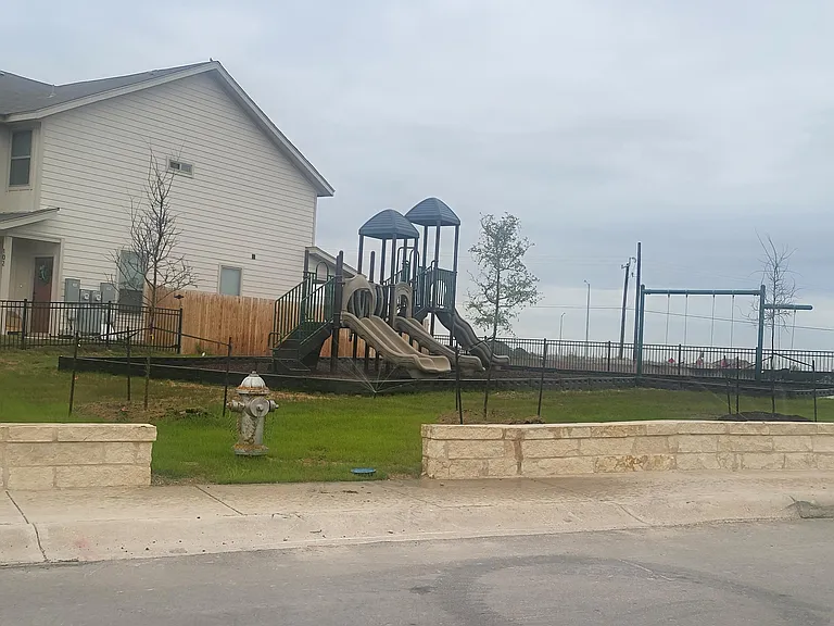 13838 Enzo Gate — Photo 33