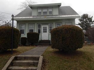 9 Library Ave, Warrensburg, NY 12885