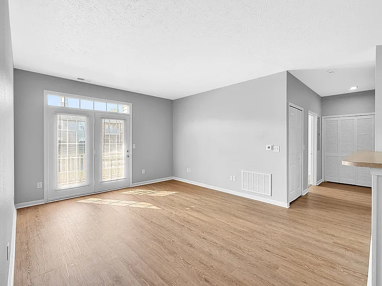 Beaver Creek Apartments — Photo 27