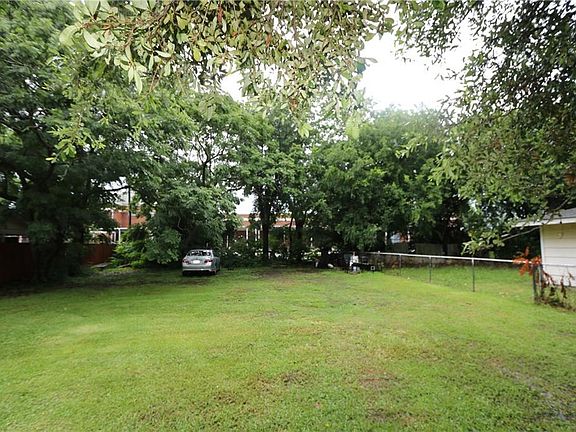 2nd image of 1922 Cooper Rd
