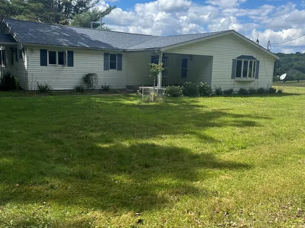 3615 Maple Dr, Leeper, PA 16233