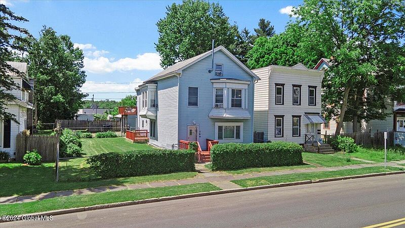 2nd image of 769 2ND Avenue