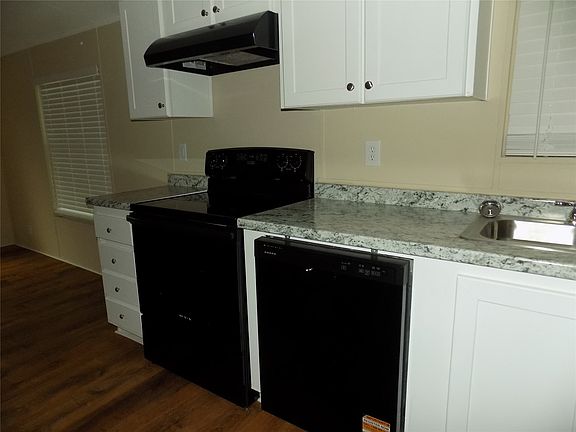 5th image of 203 S Ridgeview Ct