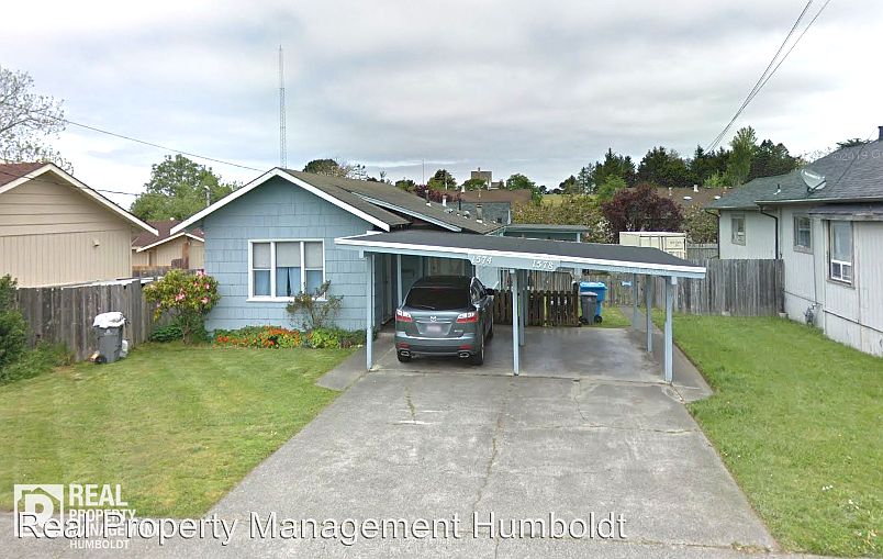 2nd image of 1578 McCullen Ave
