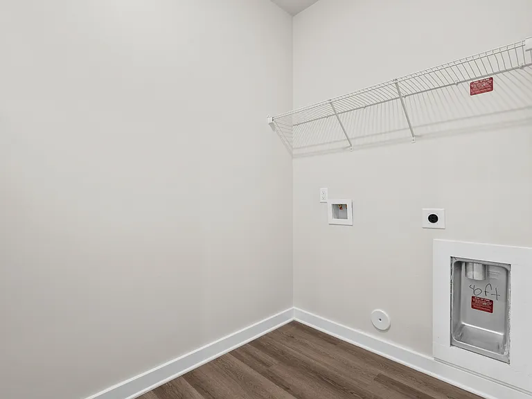 225 S 11th St #105 — Photo 33
